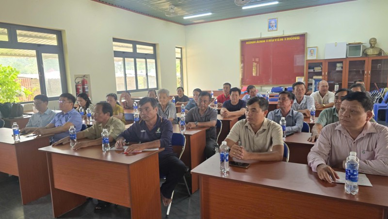 Khai giảng lớp Huấn luyện IPHM trên cây lúa tại xã Thái Mỹ